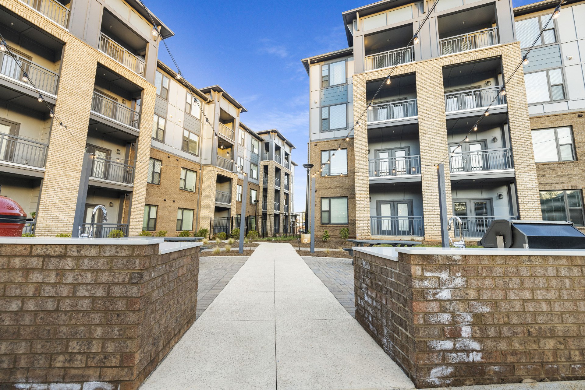 Gallery Accent Southrail Apartments in Charlotte, NC