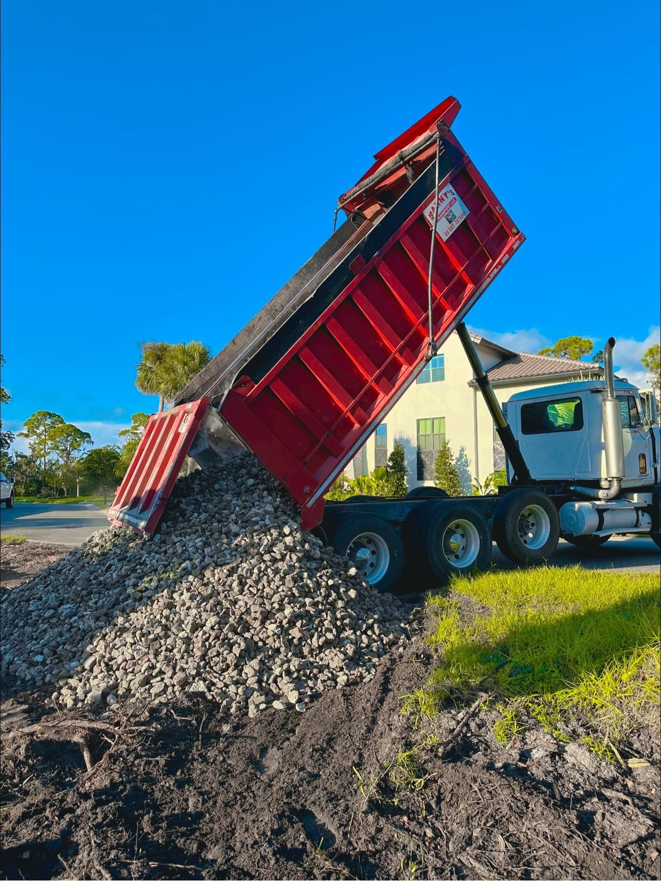 Excavating Contractor Gallery 03 in Bushnell, FL