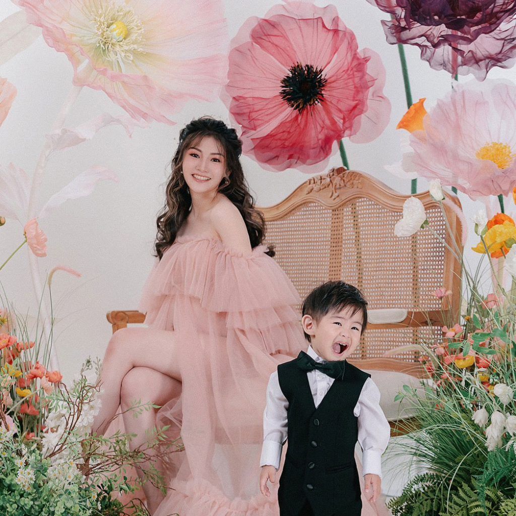 婚禮花藝佈置現場照|沐思設計總監 Morris 操刀的婚禮花藝作品,結合花材、結構與空間設計,呈現自然浪漫的婚禮氛圍。