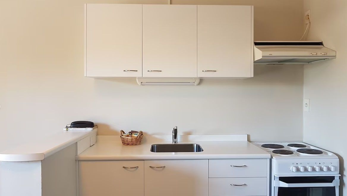 8 Wallace Court Motel - 1 Bedroom Apartment