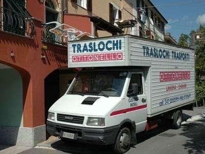 furgone per trasporti su strada