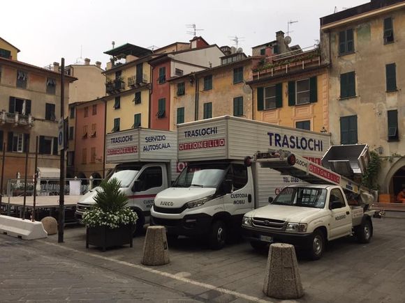 parco mezzi per traslochi