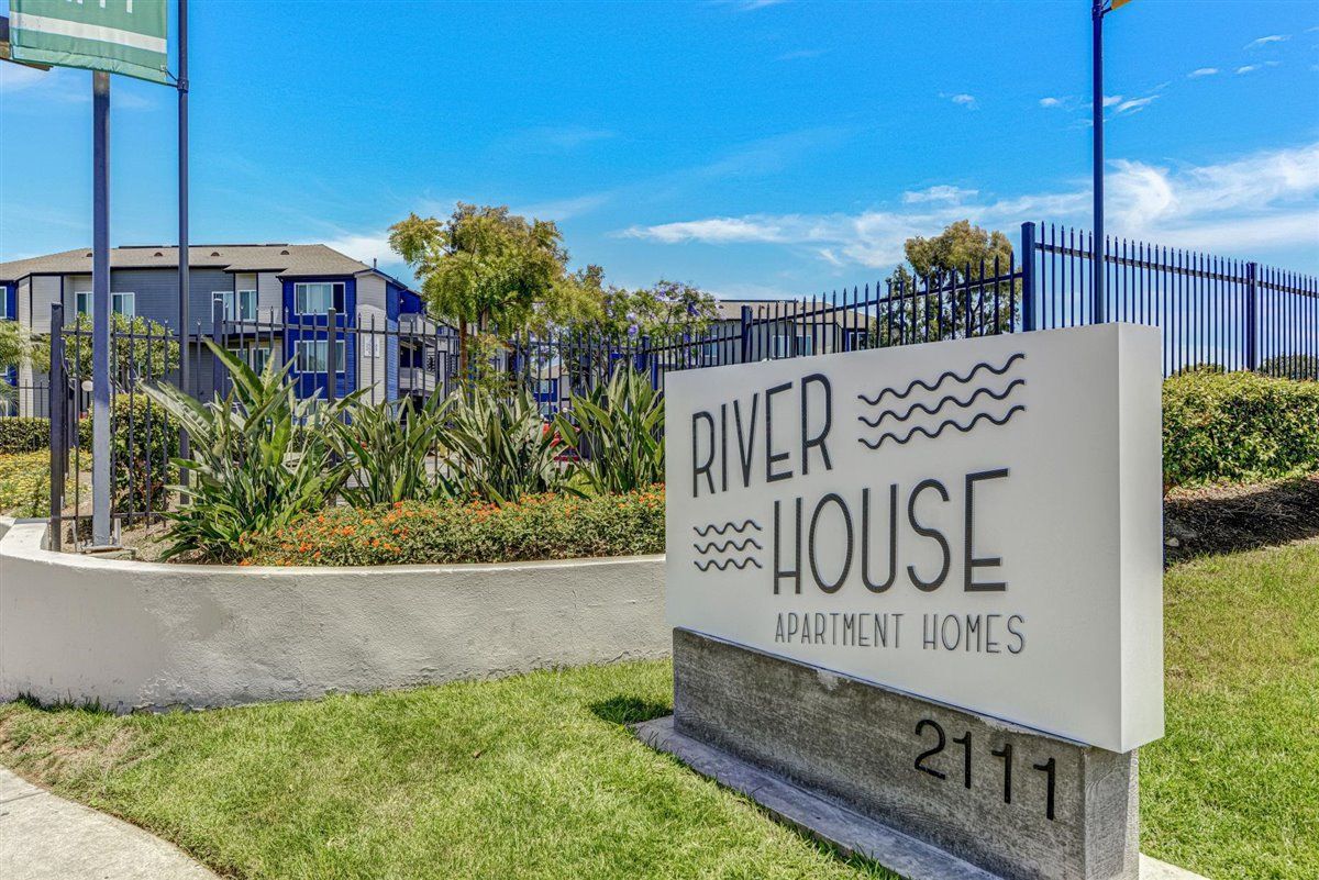 River House Apartment Homes photo gallery