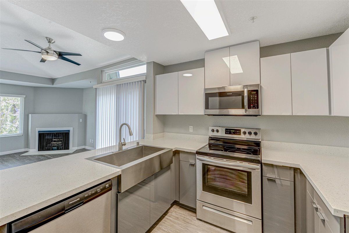 River House Apartment Homes photo gallery