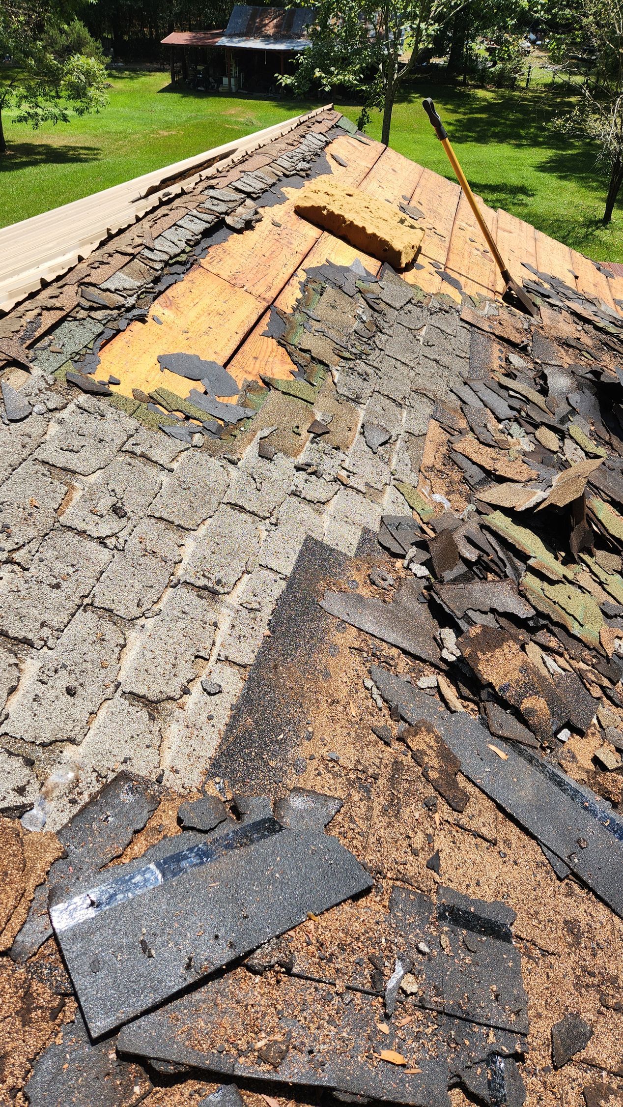 A close up of a roof that is being remodeled.
