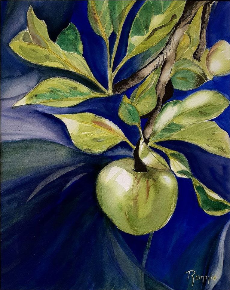 Een aquarel van een appel met een blauwe achtergrond