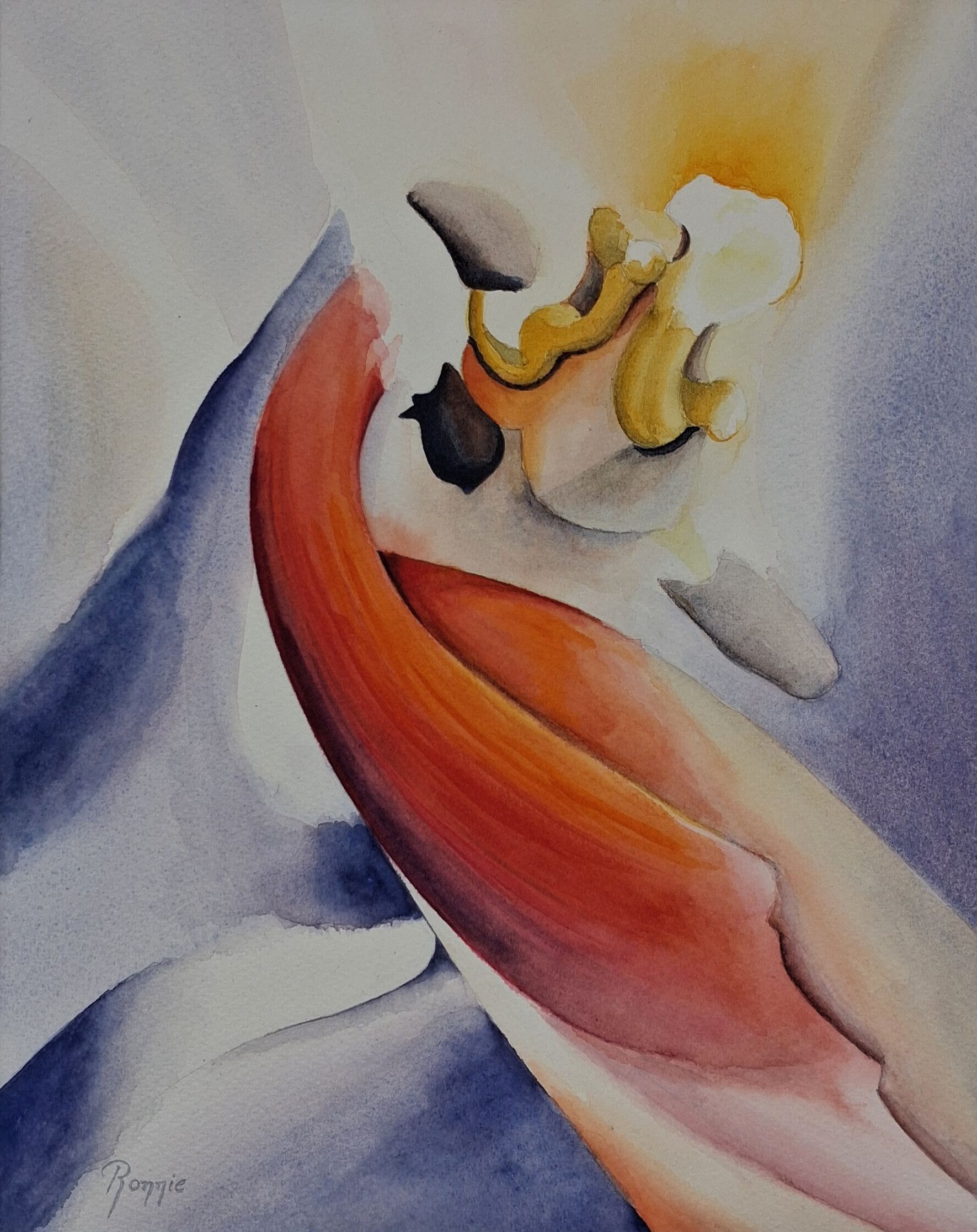 Abstracte aquarel met gebogen rood-oranje vorm, transparant licht en zachte blauwviolette schaduwen.