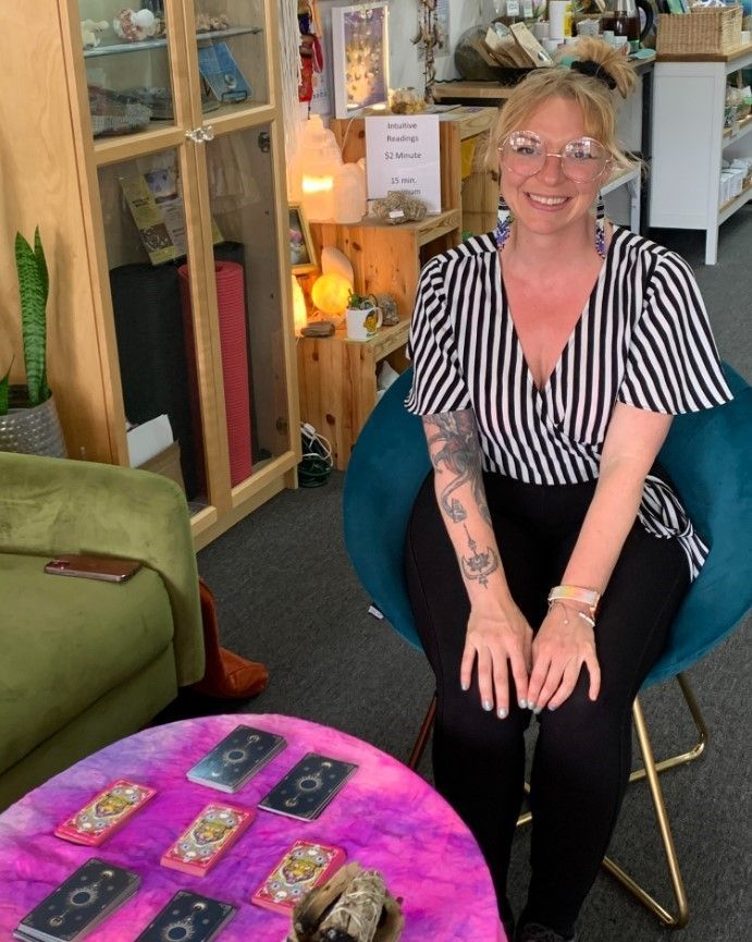 Marcy MacGregor, Party Queen Psychics