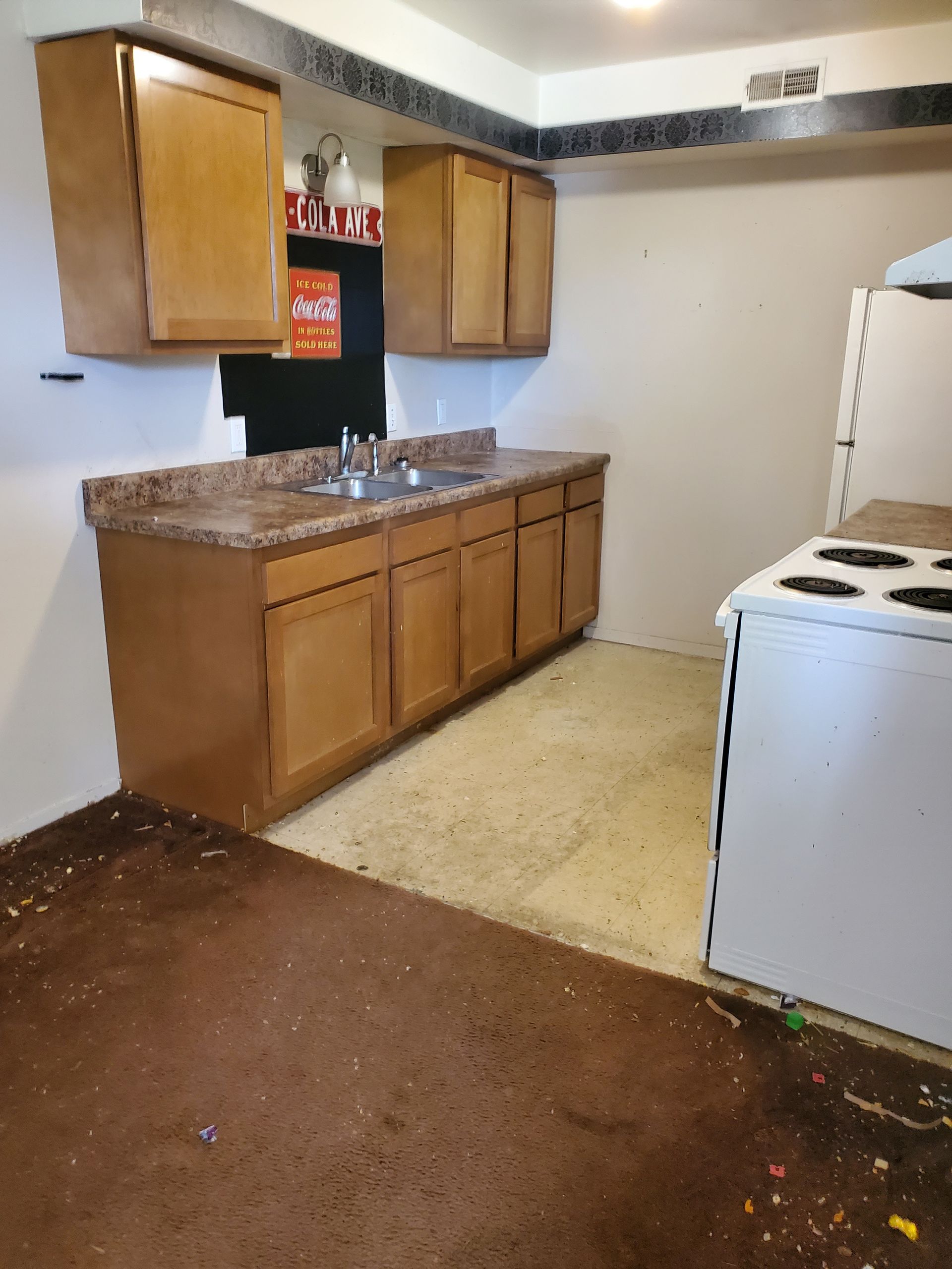 Kitchen after junk removal and cleanout