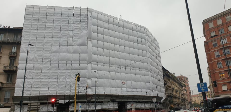 copertura in PVC per cantieri di ristrutturazione