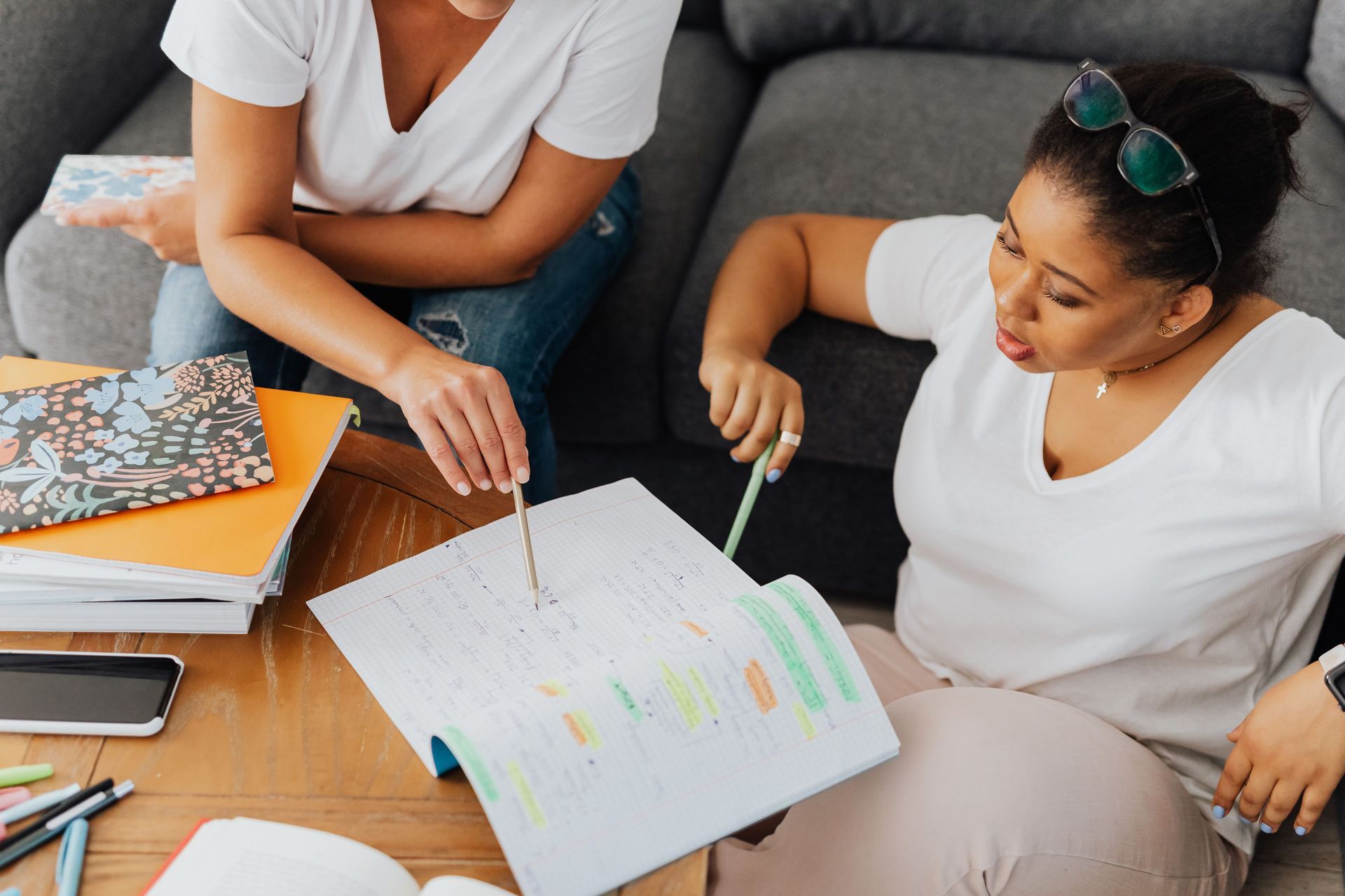 Two people learing