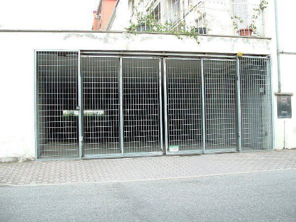 cancello scorrevole con grate