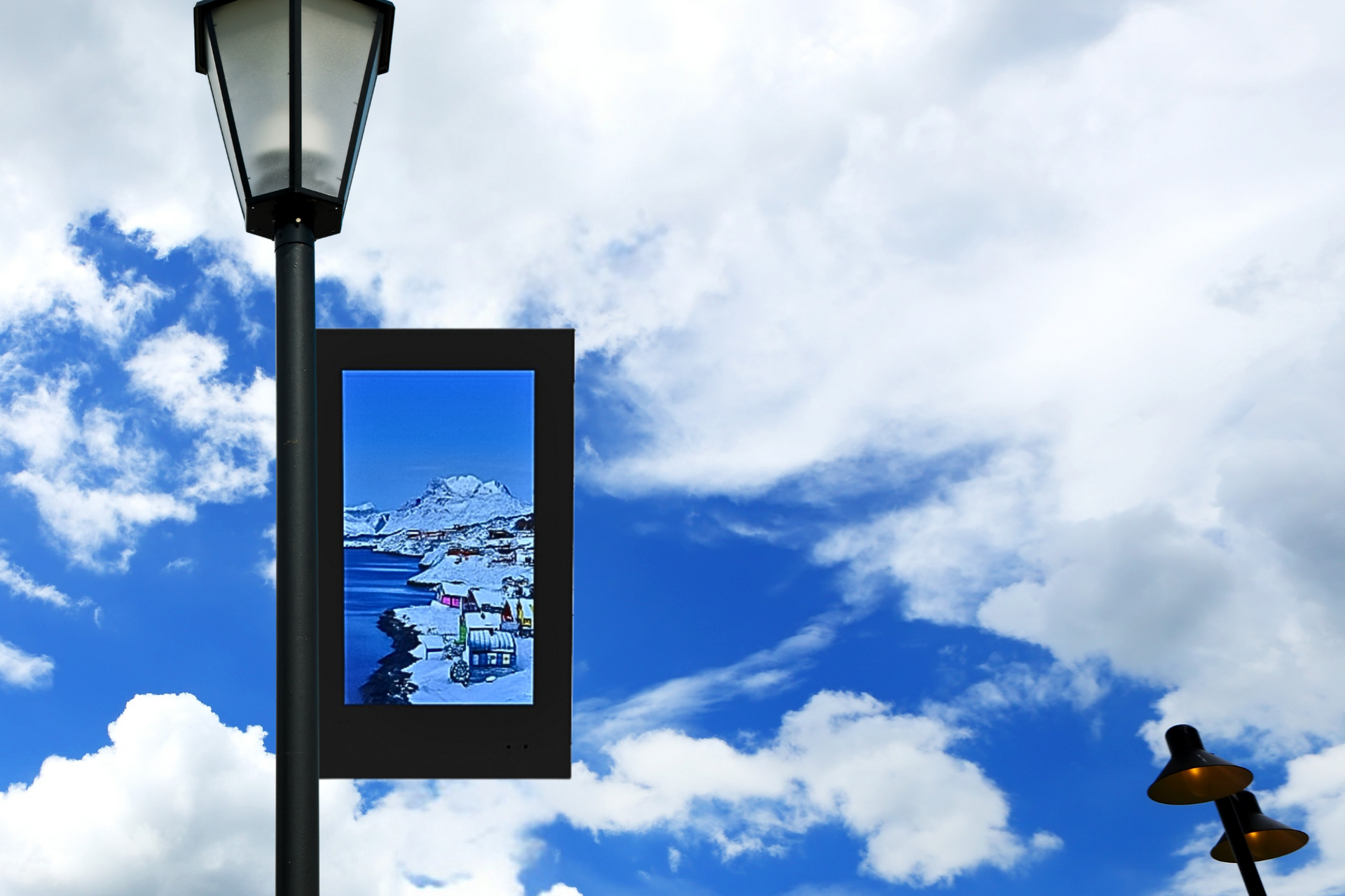 ACT POWER  32” Outdoor Signage for Smart Lamp Post Advertising and Public Information Application
