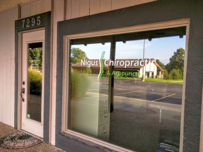 Front door of Nigus Chiropractic and Acupuncture in Overland Park, KS 66212