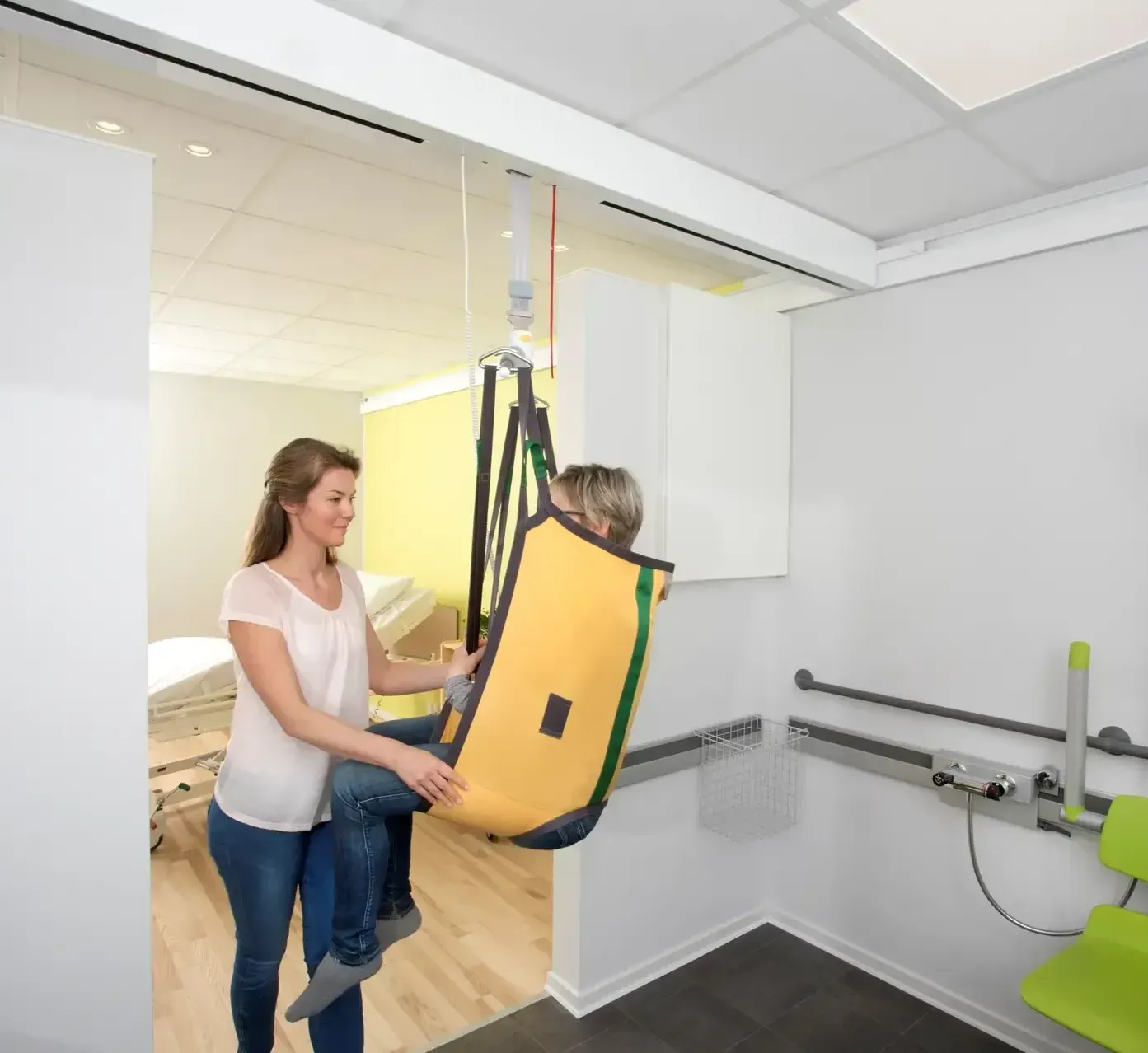 Ceiling patient lift system