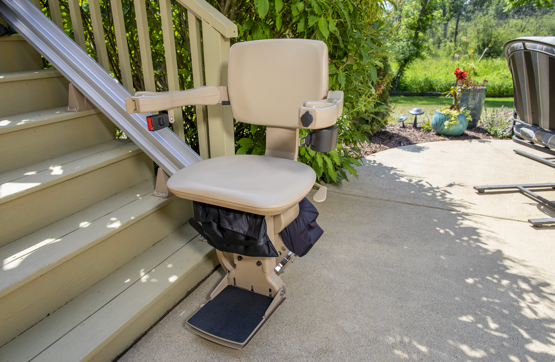 Bruno Elite Outdoor SRE-2010E outdoor straight stairlift installed by Altamira Ltd. in Pittsburgh, PA