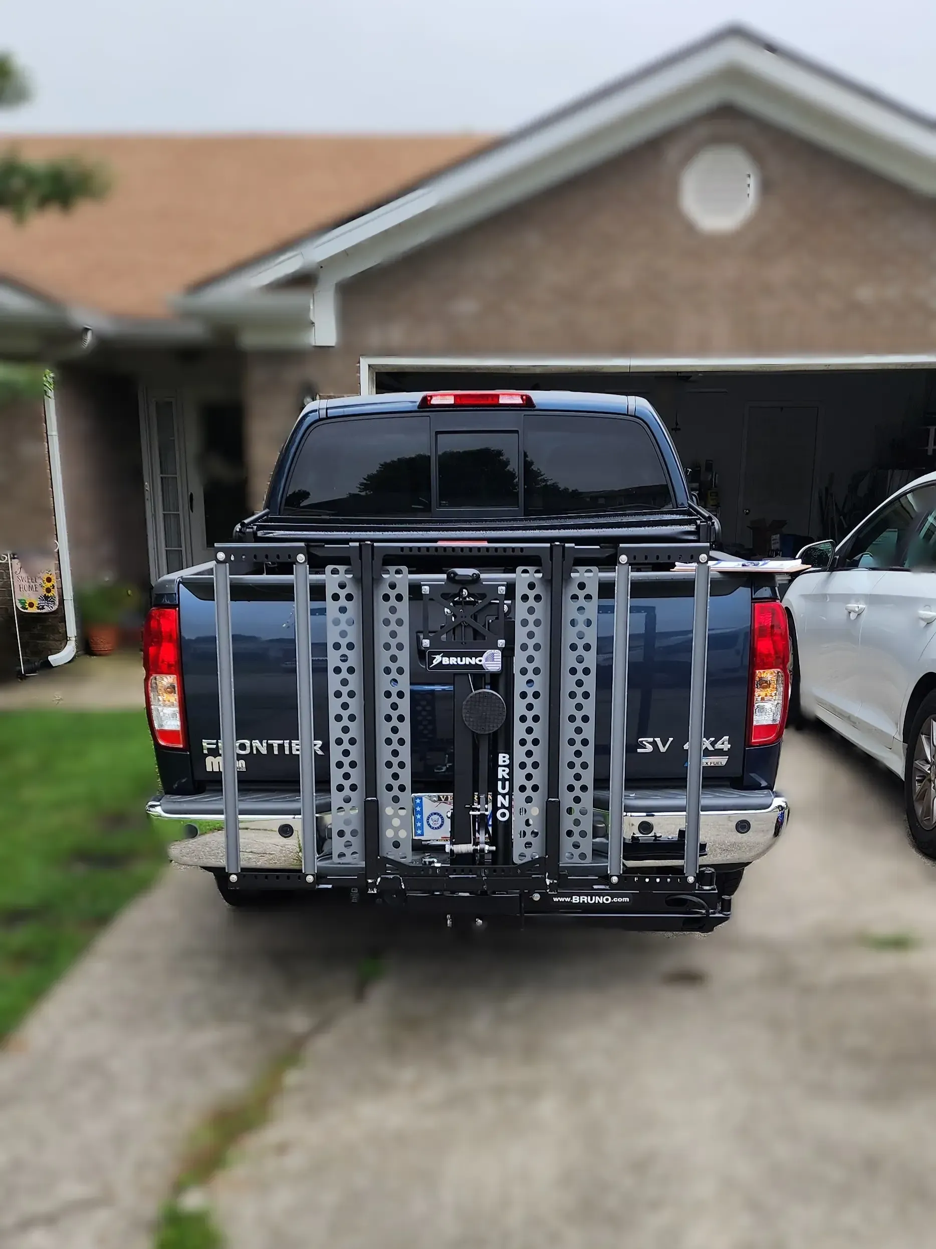 Automobile lift installation