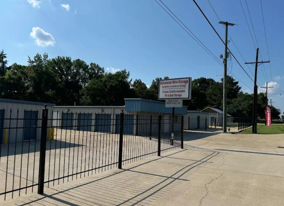 Gated and secure self storage facility in Zachary, LA