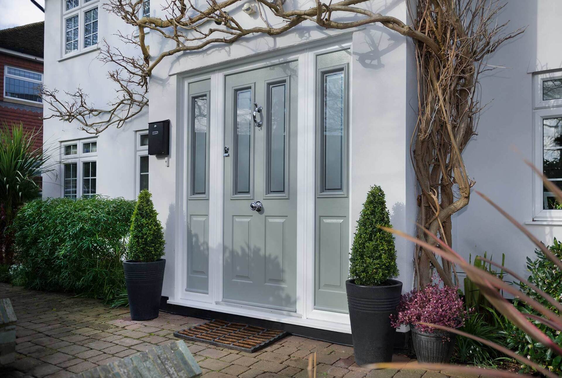 SOLIDOR DOORS