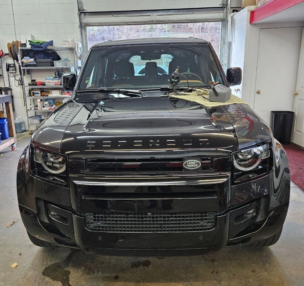 Land Rover windshield replacement in Boone, NC & Mountain City, TN Land Rover windshield replacement in Boone, NC & Mountain City, TN