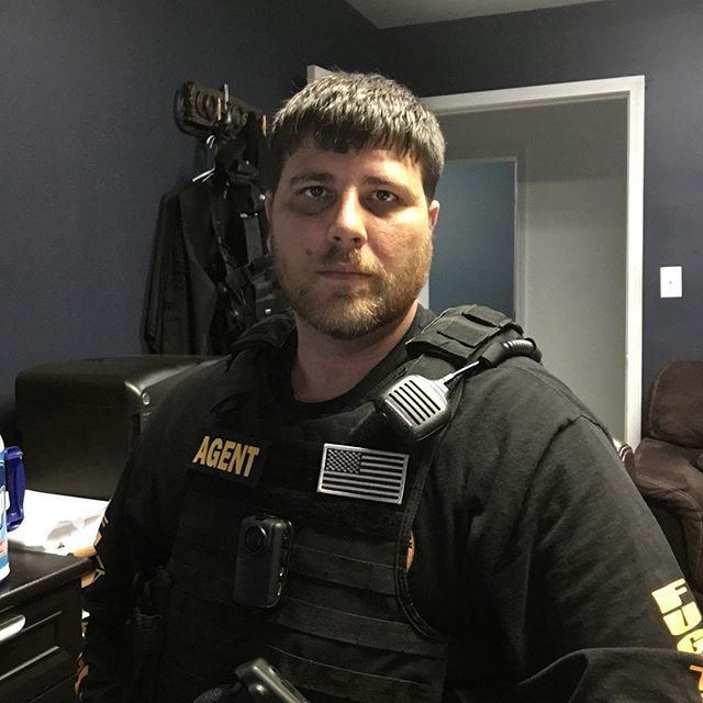Ben Wearing Full Gear — Mississippi Gulf Coast — Ben The Bondsman Ben Wearing Full Gear — Mississippi Gulf Coast — Ben The Bondsman