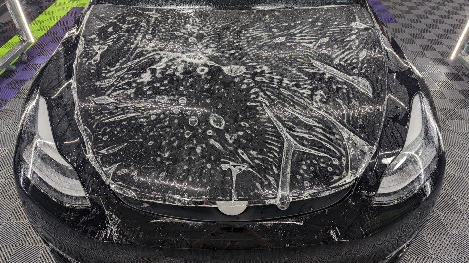 Tesla Getting PPF Installed On Hood