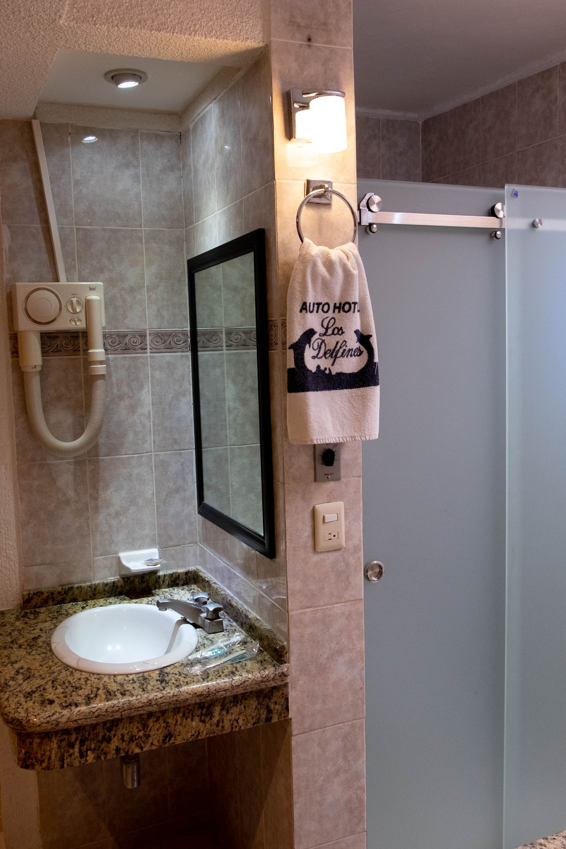 AUTO HOTEL LOS DELFINES - BAÑO