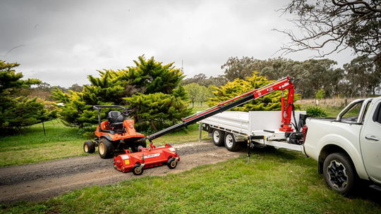 Engineered crane-trailer packages for safer handling of equipment and materials.