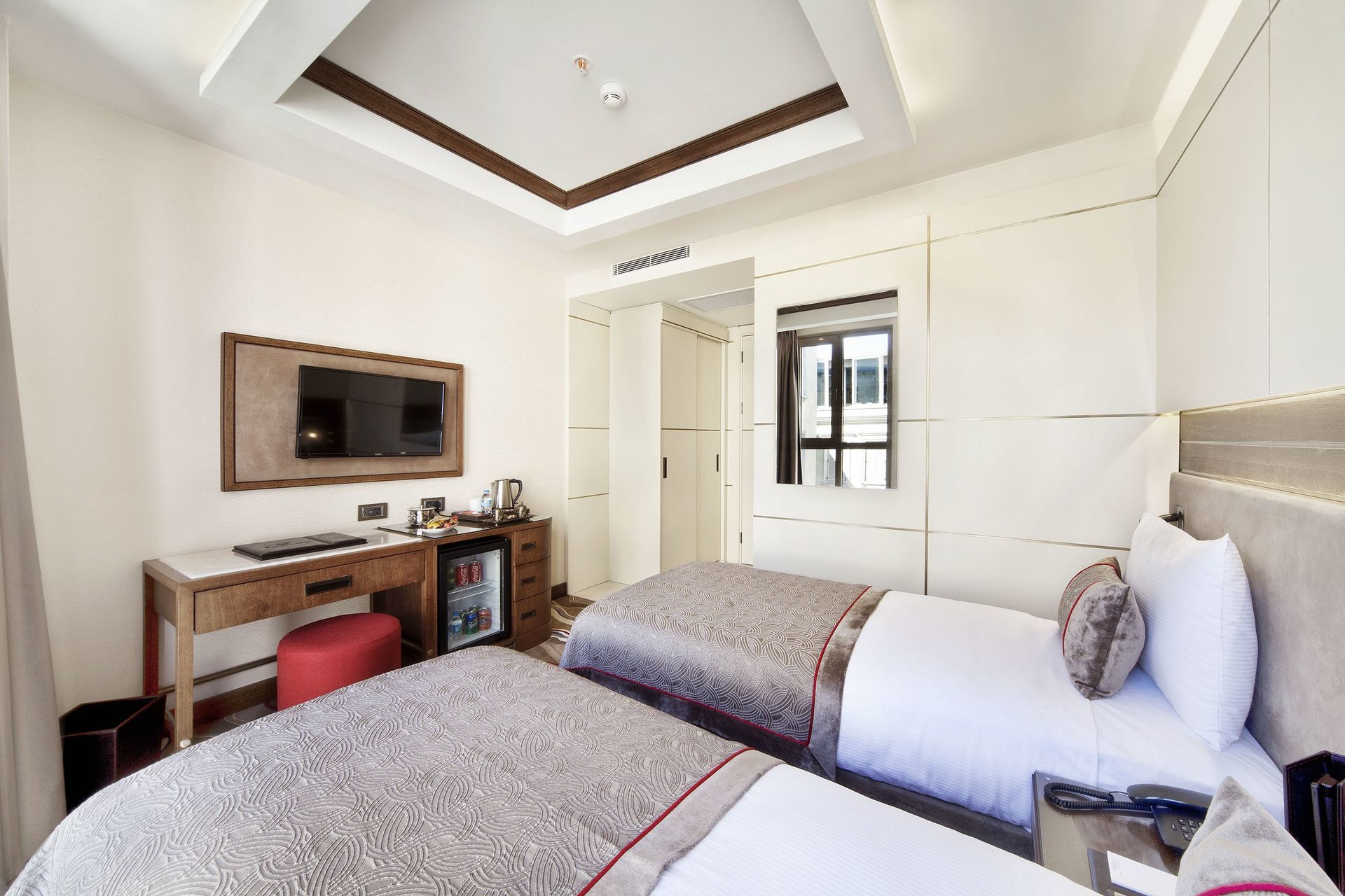 Grand Hotel de Pera, Superior Room