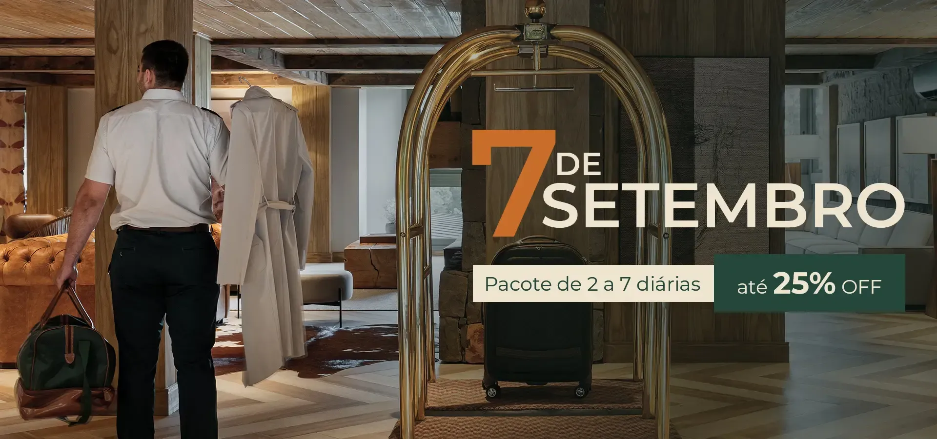 Dia dos Pais banner com pai sorrindo e criança no sofá, em ambiente acolhedor, com texto promocional.