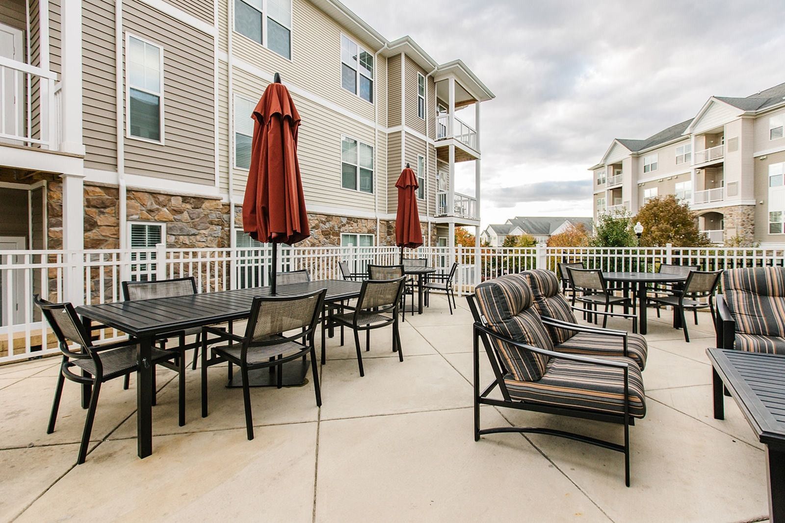 Outdoor Patio with Seating | The View at Mill Run