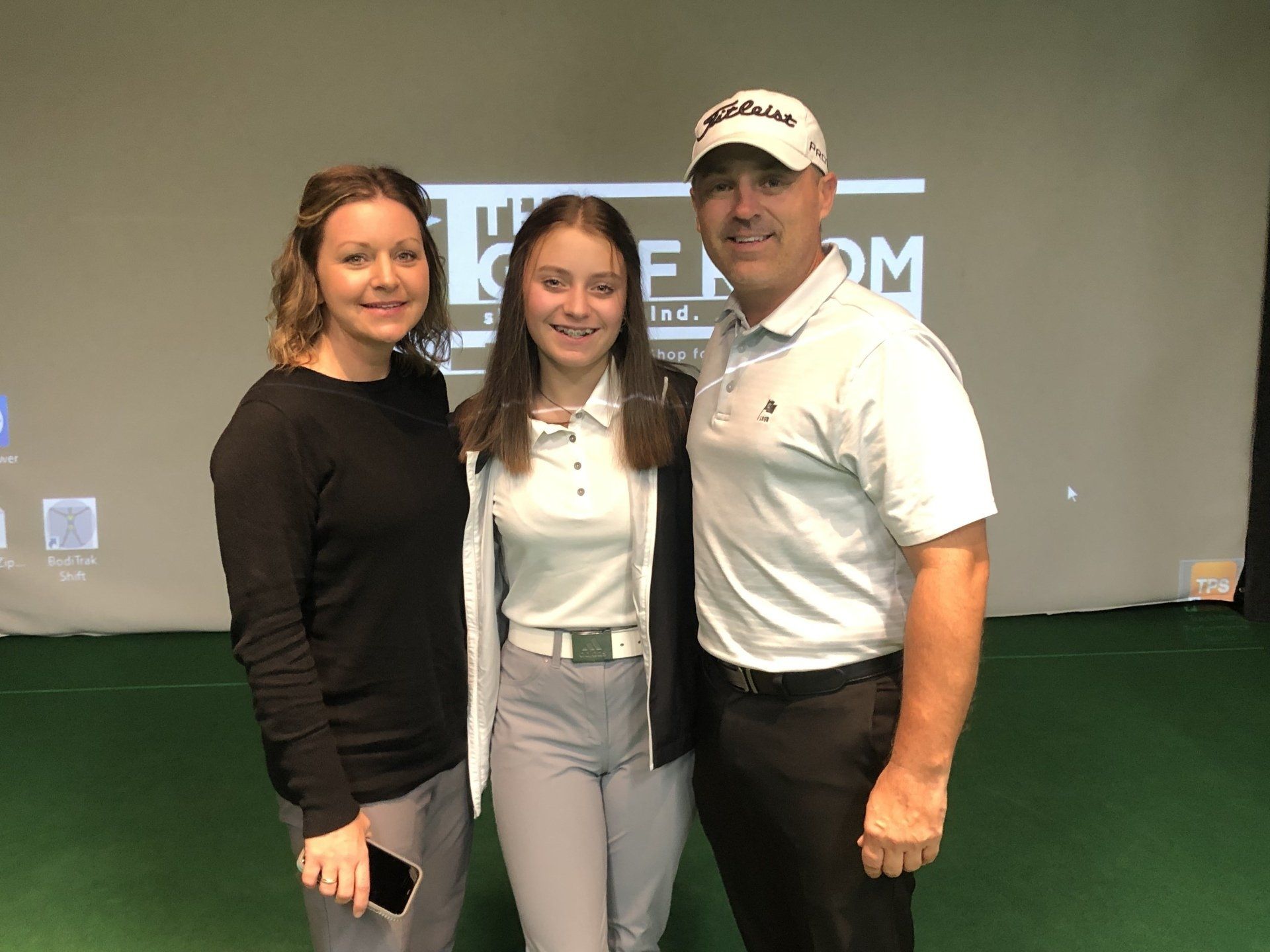 2021 Inaugural Recepient - Mia Hammond & Family