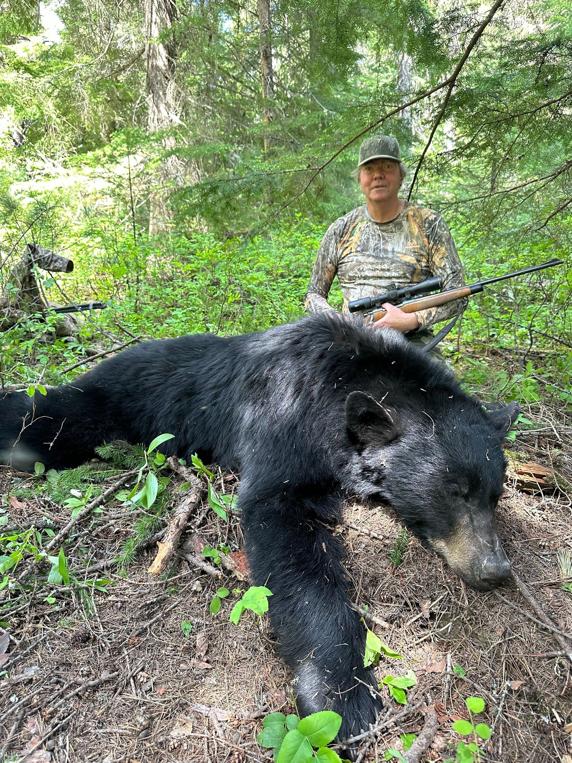 Idaho Whitetail Guides Bear Hunts