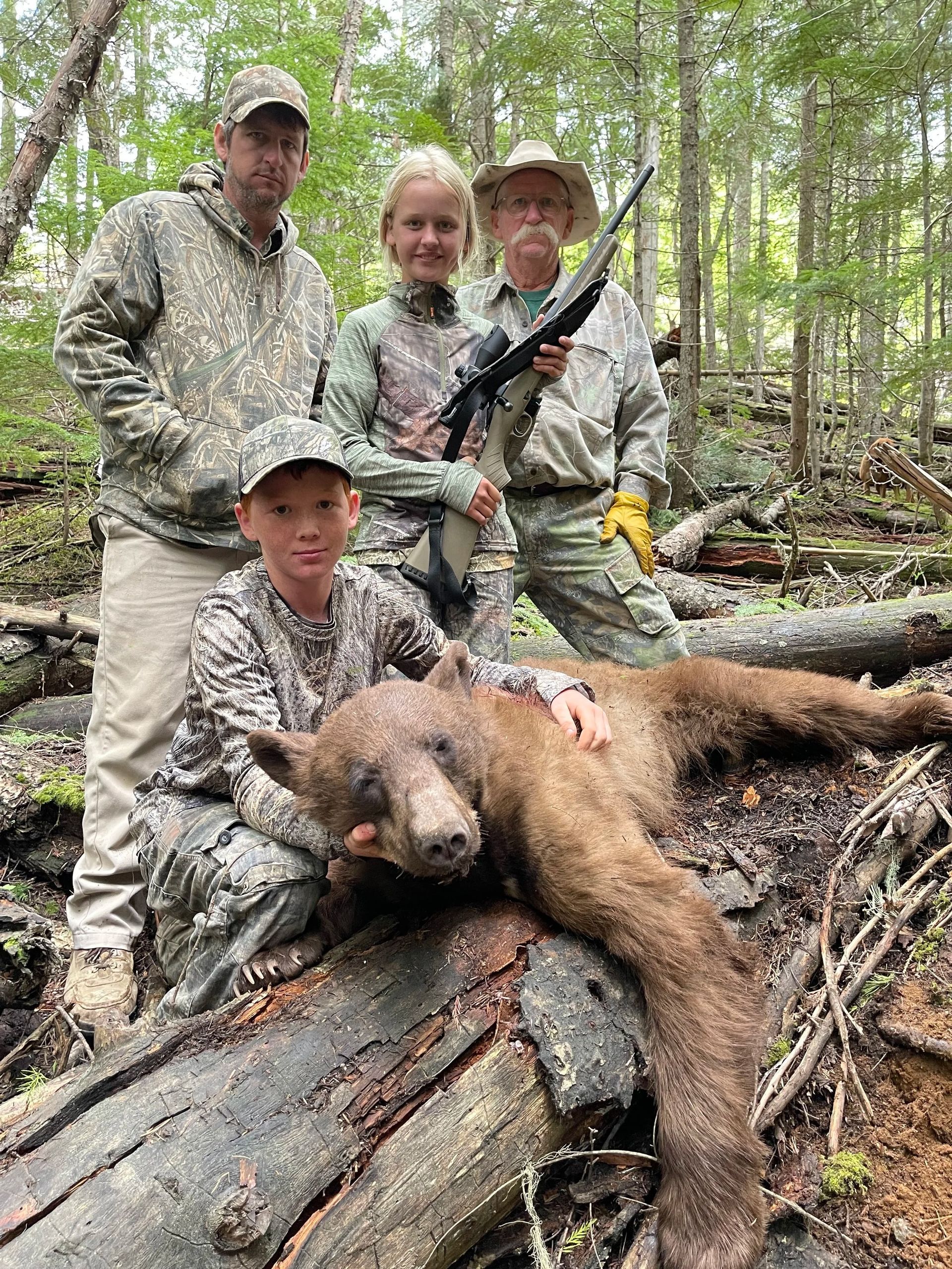 Idaho Whitetail Guides Bear Hunts