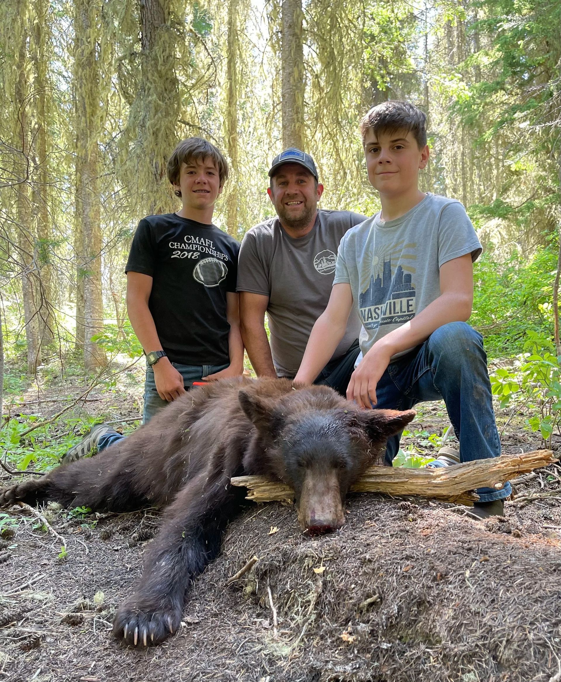 Idaho Whitetail Guides Bear Hunts