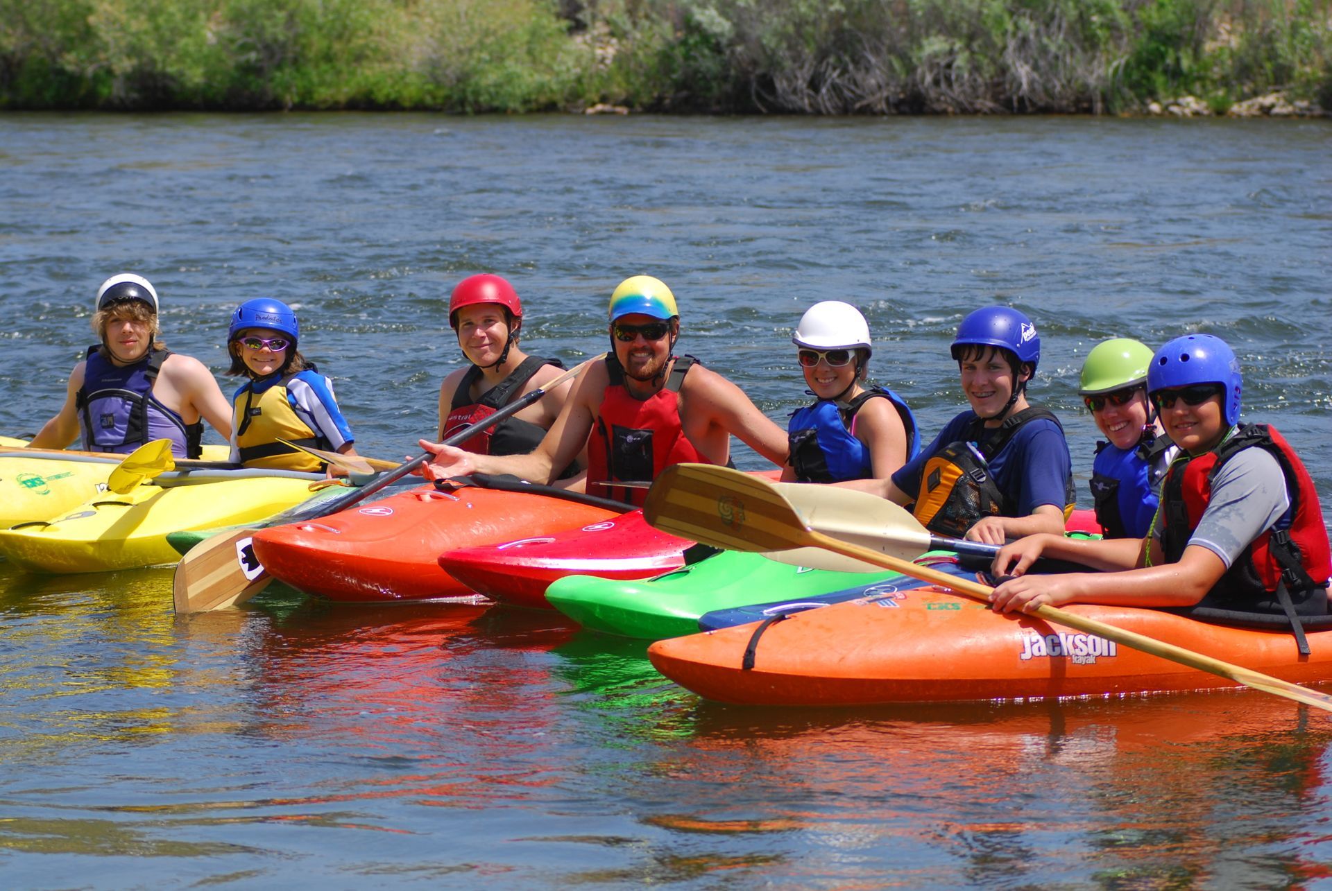 Kids learning how to kayak on the Payette River