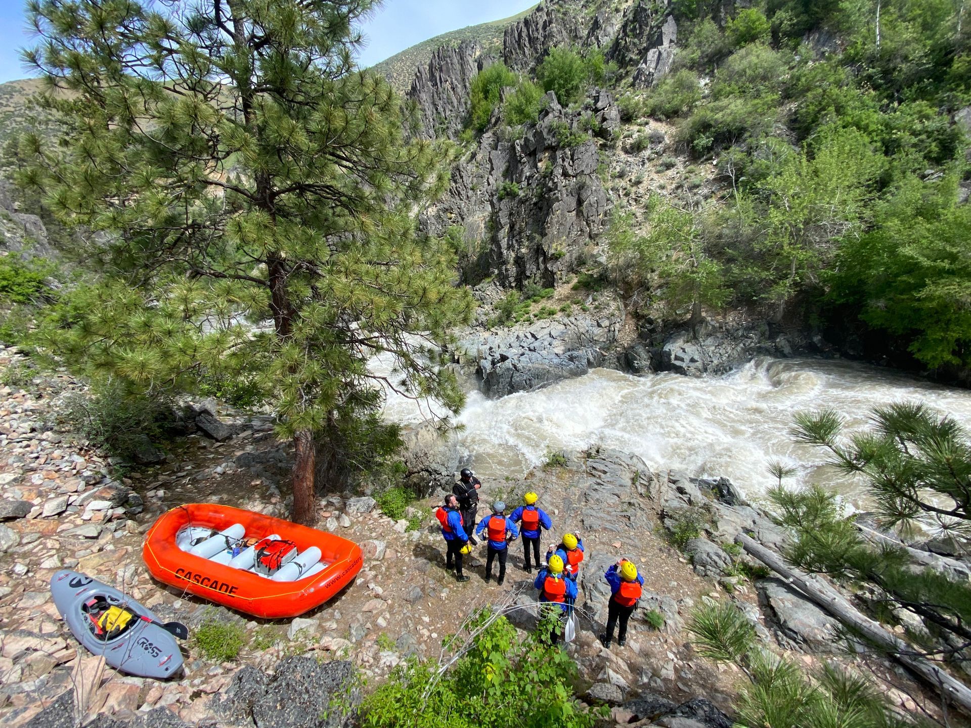 Rafters portaging Big falls on the Payette River.