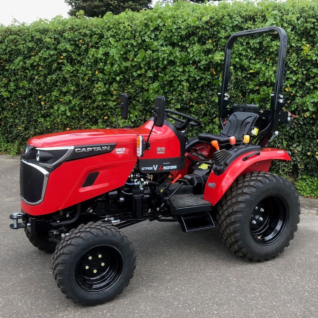 CAPTAIN TRACTOR