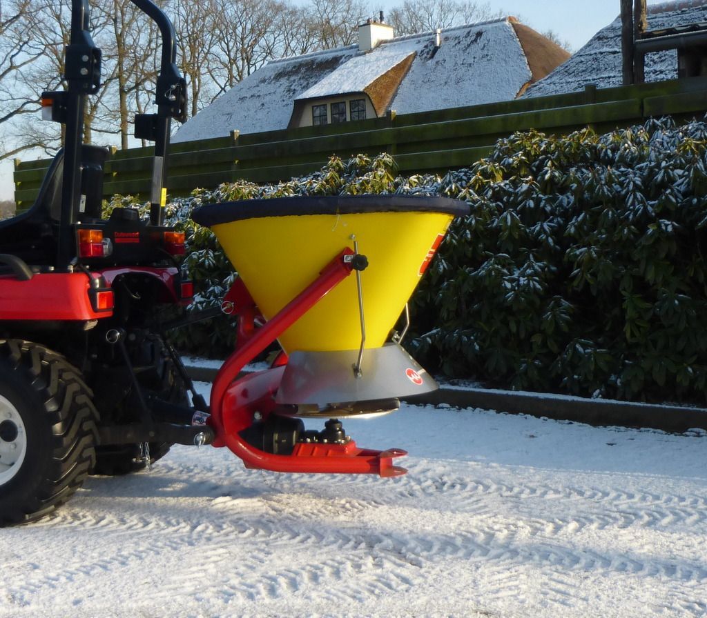 zoutstrooier minitractor