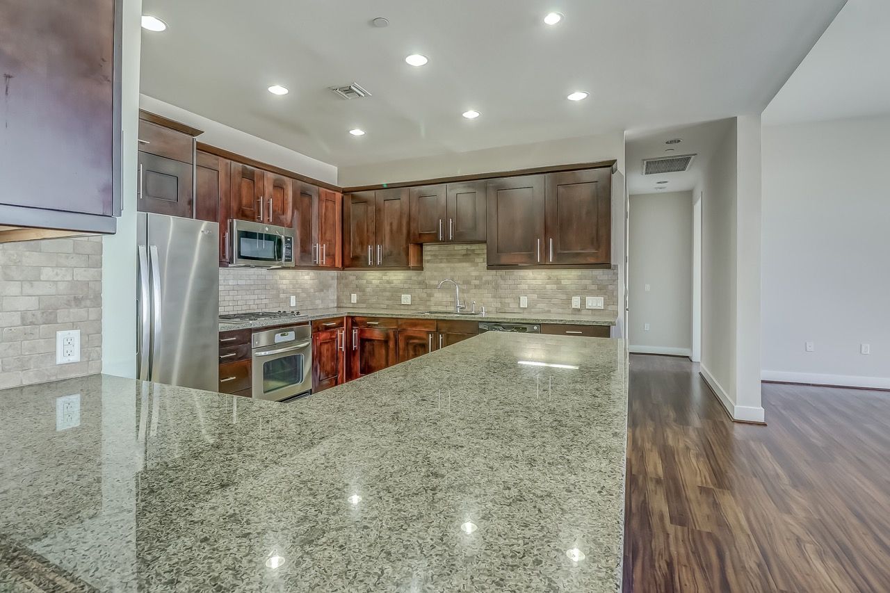 Axis unfurnished kitchen counter