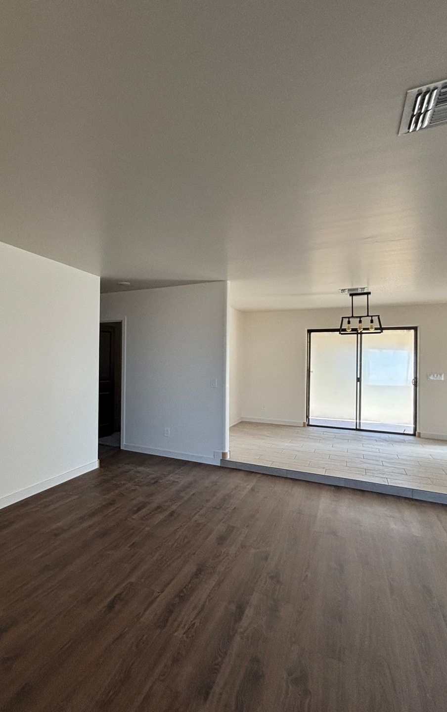 10839-n-59th-avenue-glendale-az-85304-after-front-entry