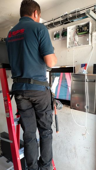 Instalación profesional de alarmas y cámaras