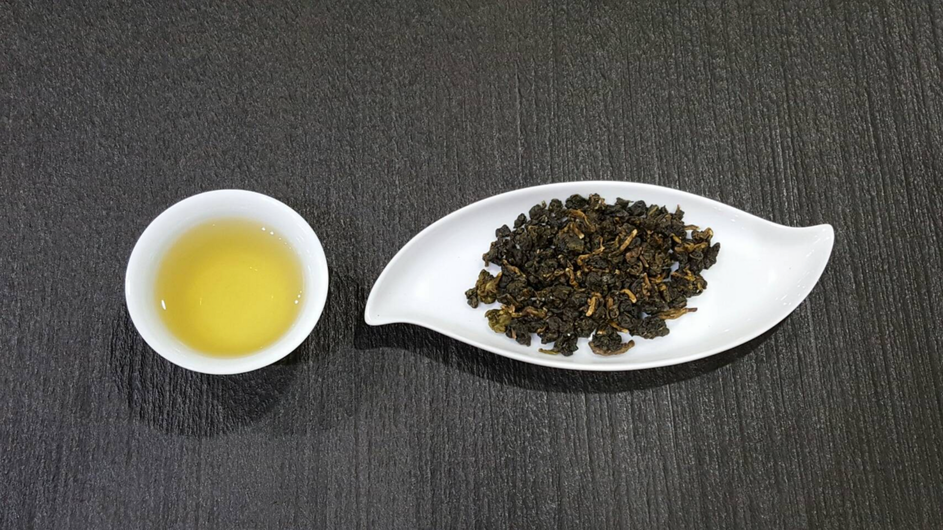 最上香－雲霧3 Cloud And Mist 3｜合歡山系淡雅花香烏龍茶・SGS檢測台灣茶｜尚鼎之茶