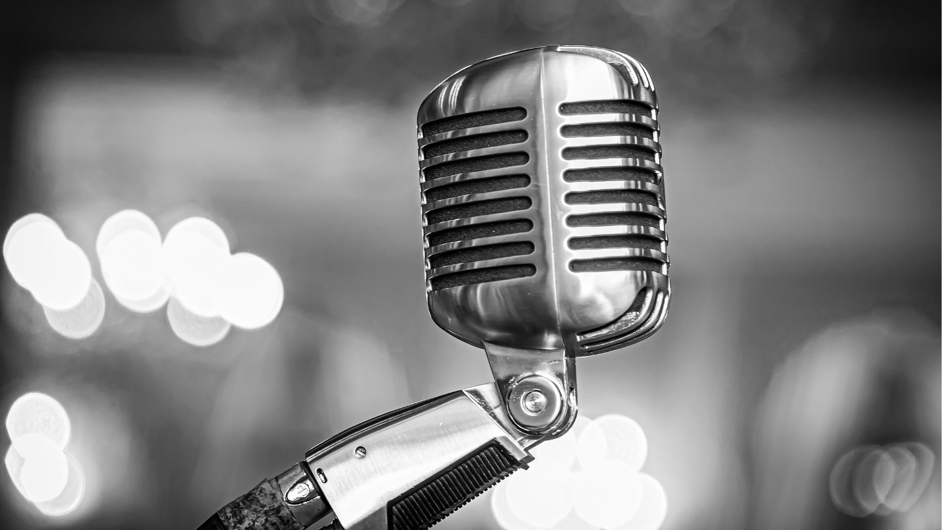 Dusty Springfield is one of Britain's best-loved singers. Hear 8 of her songs that could be played at a loved one's funeral.
