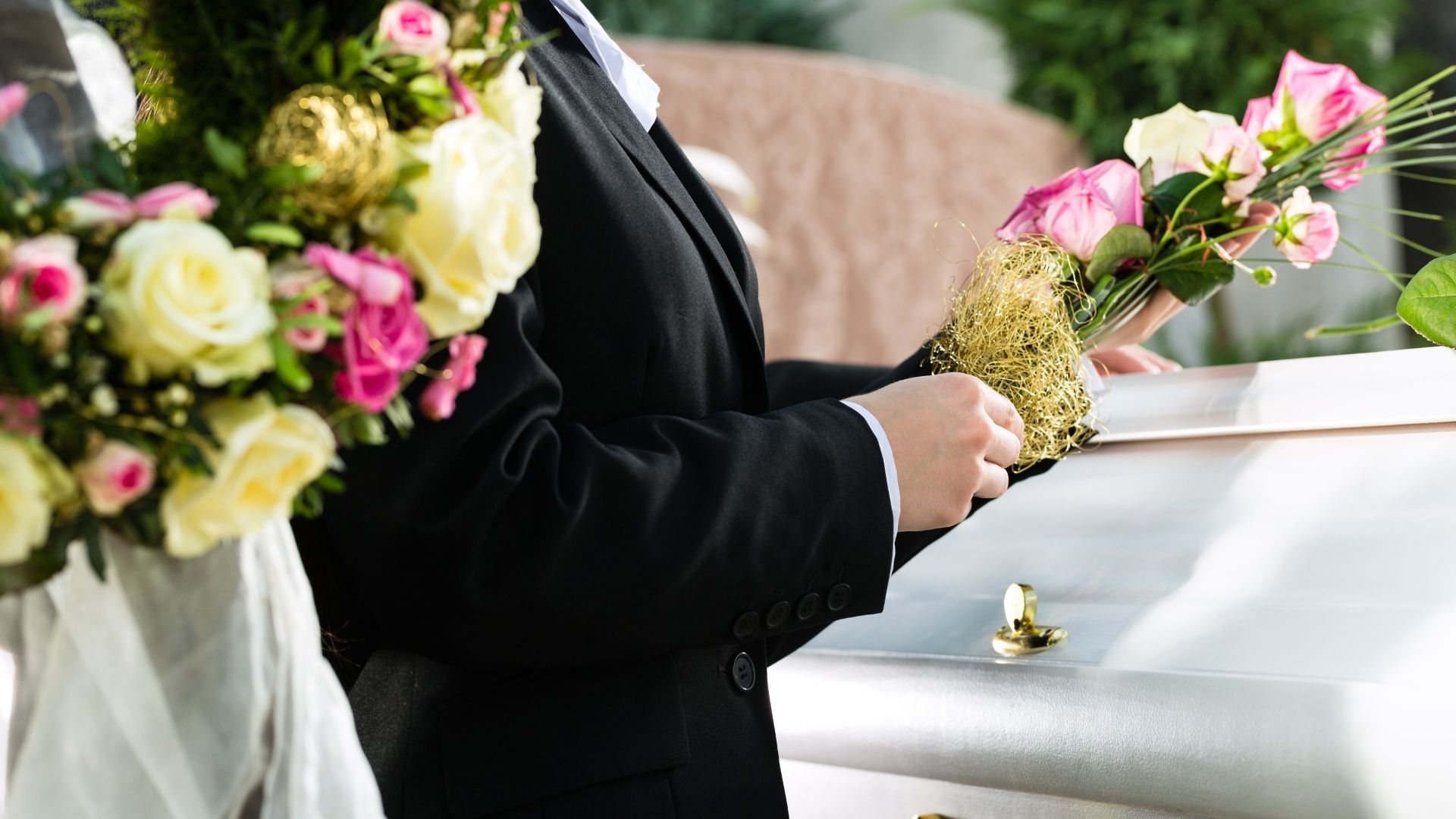Most funerals in the UK are organised within 1 to 2 weeks, but there are factors