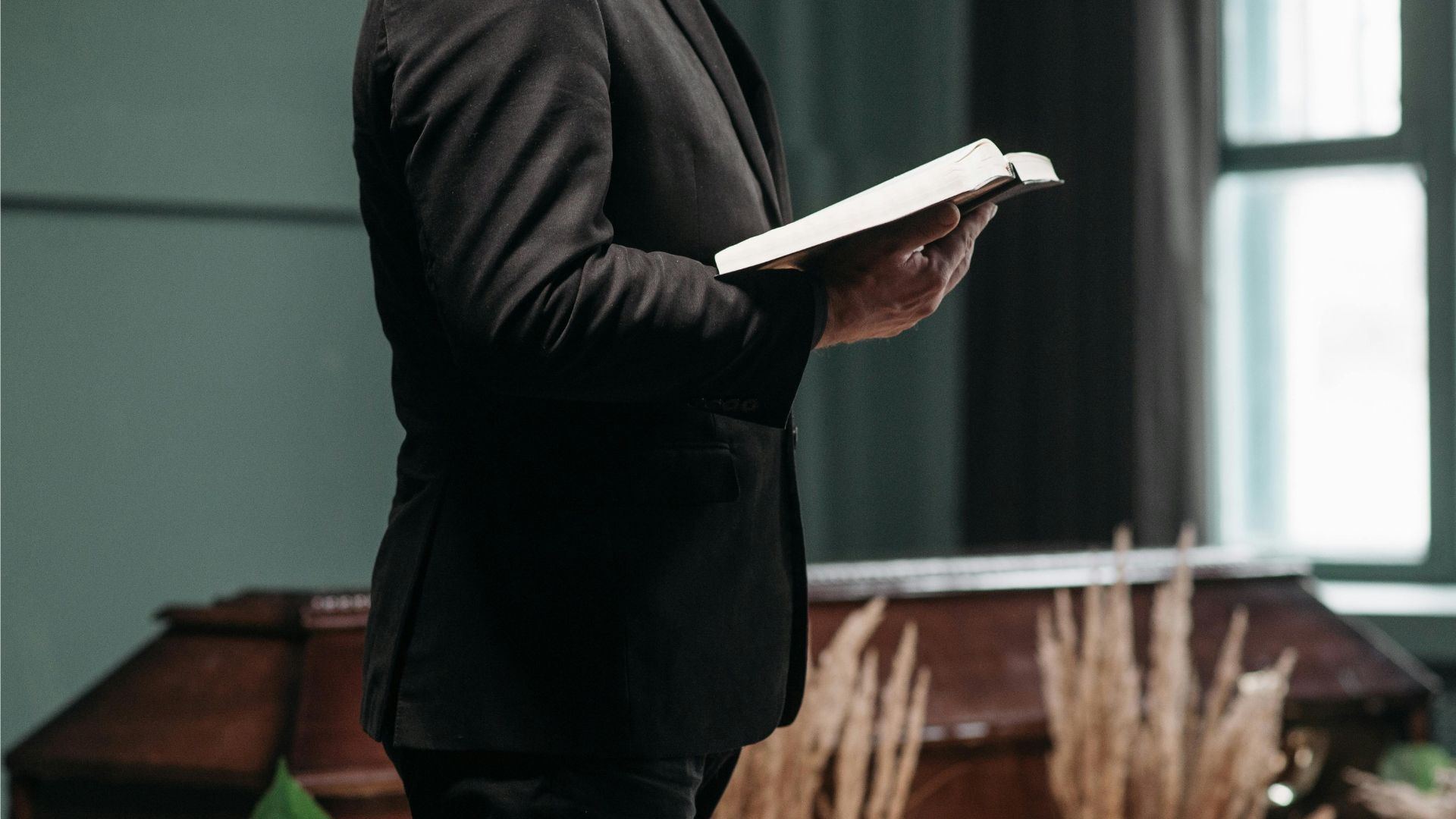 Anyone can conduct a funeral, from faith leaders to friends. Learn about your options and how it works.
