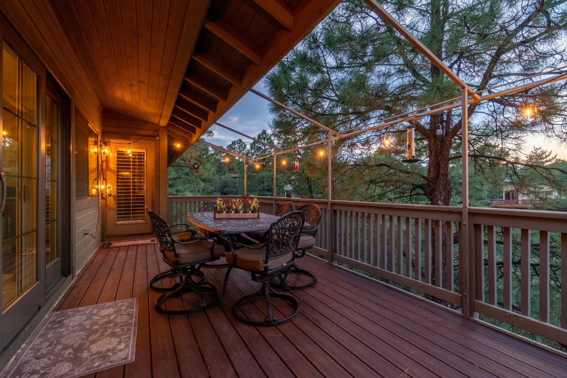 New cedar deck installation in Everett backyard
Composite deck with railing overlooking Snohomish C