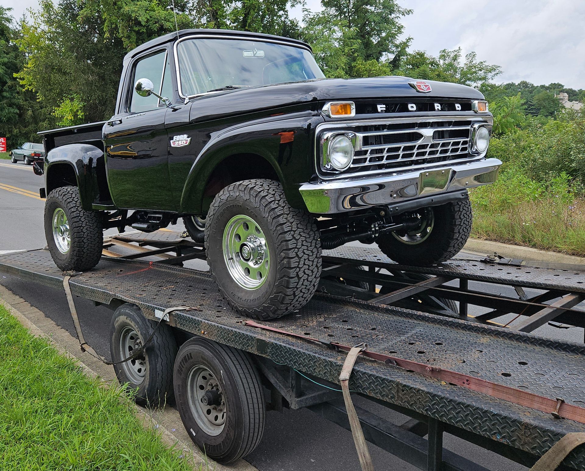 66 Ford F250 Loaded and ready to go