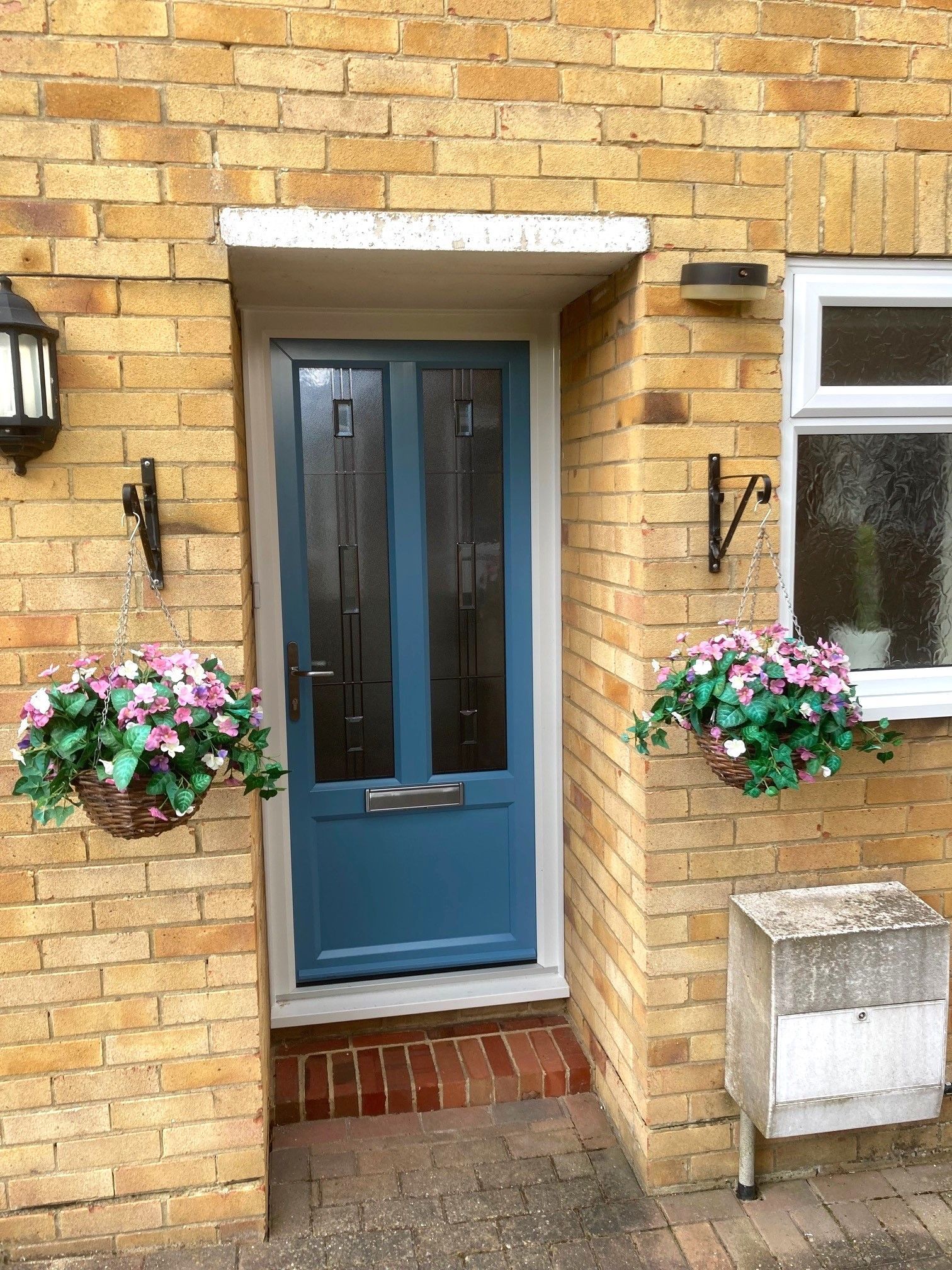 pvcu door blue