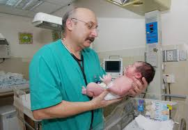 ברית מילה כהלכתה, בקליניקה, מבוצעת ע